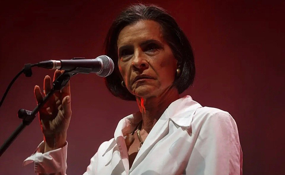 Cantora Marina Lima apresenta show “Marina 70” em outubro em Vitória