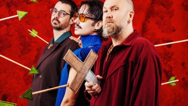 Os Amantes retornam após dois anos com o álbum inédito “Amar, AMOR!”