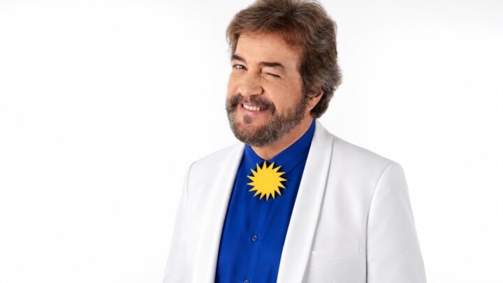 Pedro Oliveira celebra 60 anos de carreira com o espetáculo “Uma Cantada de Humor – Paranã-Puka” em Recife