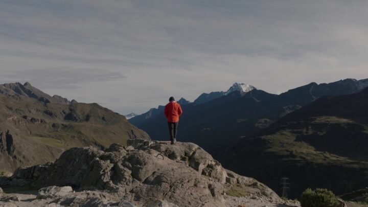 Filme do primeiro nordestino a alcançar o cume do Everest ganha estreia no Canal OFF e no Globoplay