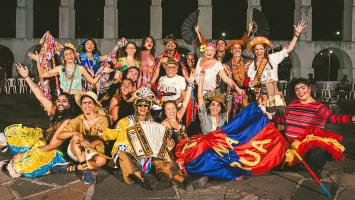 Festival Amir Haddad terá show gratuito de Fafá de Belém, roda de conversa com Milton Cunha, espetáculo de Elisa Lucinda e mais